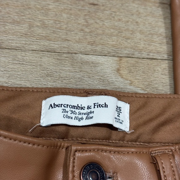 Abercrombie & Fitch Brown Leather The 90s Straight Ultra High Rise Pants Size 26 - Picture 2 of 4